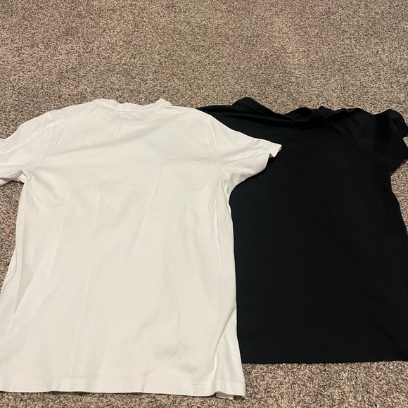 Robert Barakett Classic Black and White Tees - Size Small - Picture 3 of 3